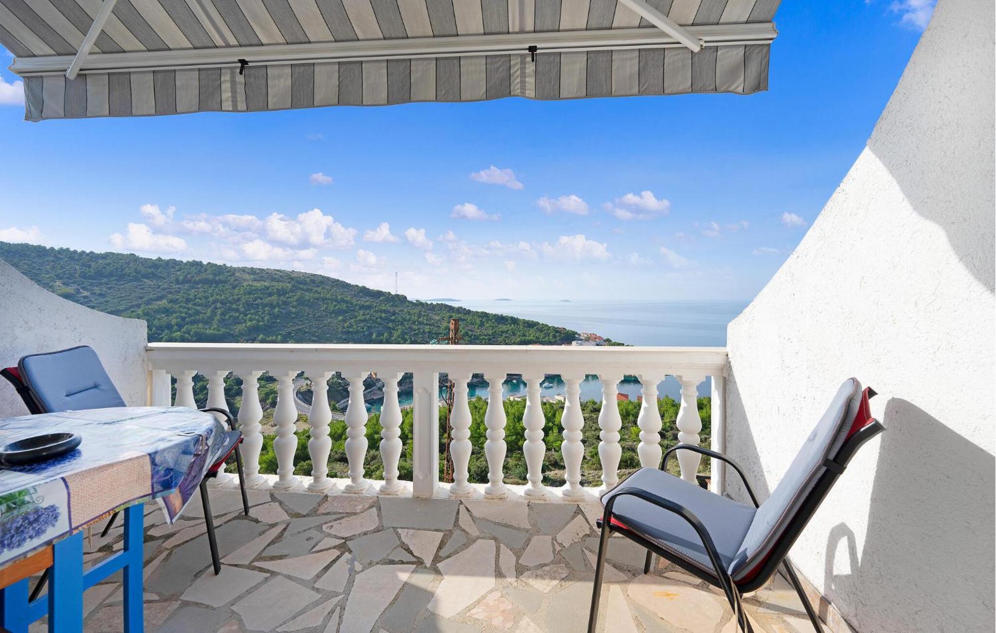 1 Bedroom Stunning Apartment In Primošten Zewnętrze zdjęcie